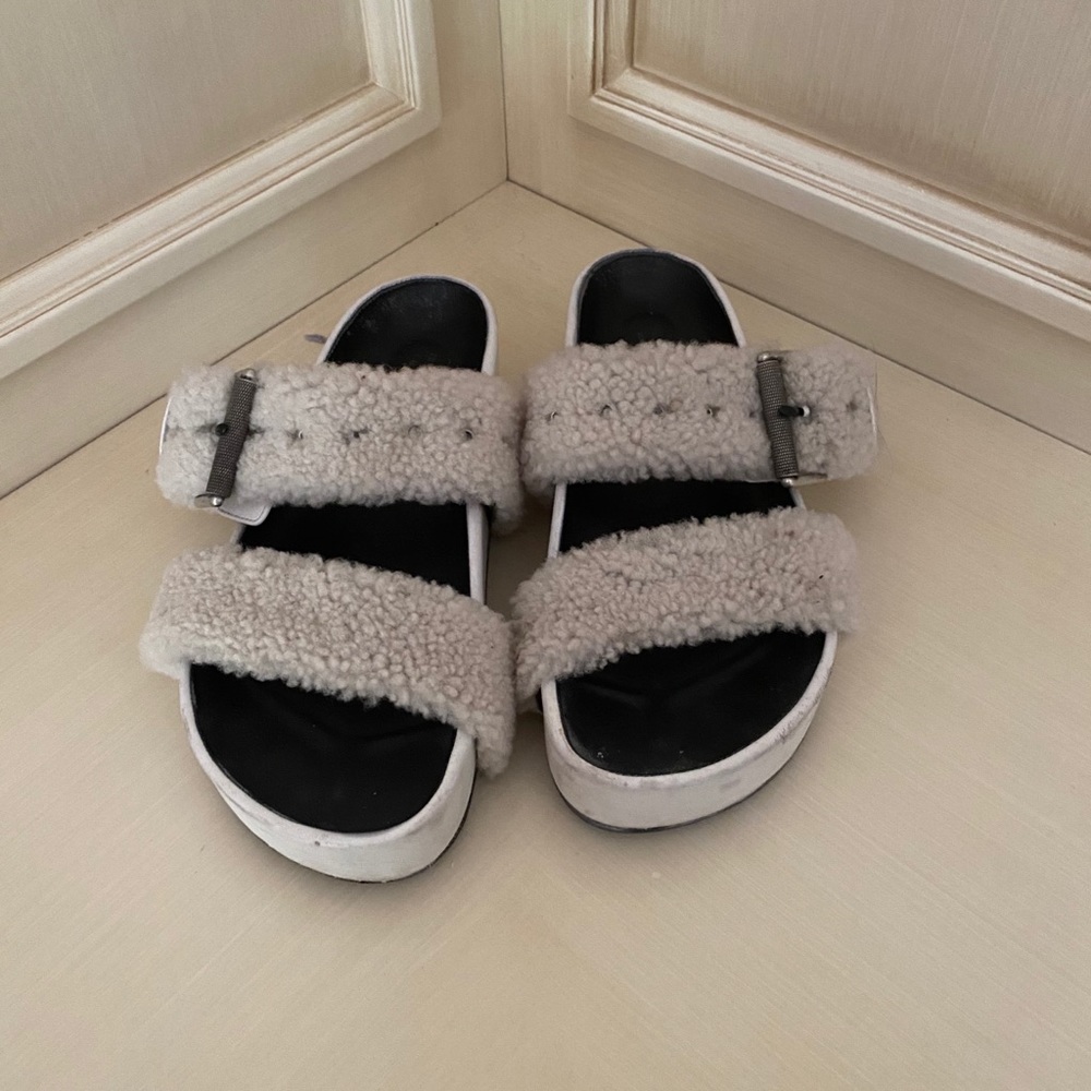 Rug and bone sandals